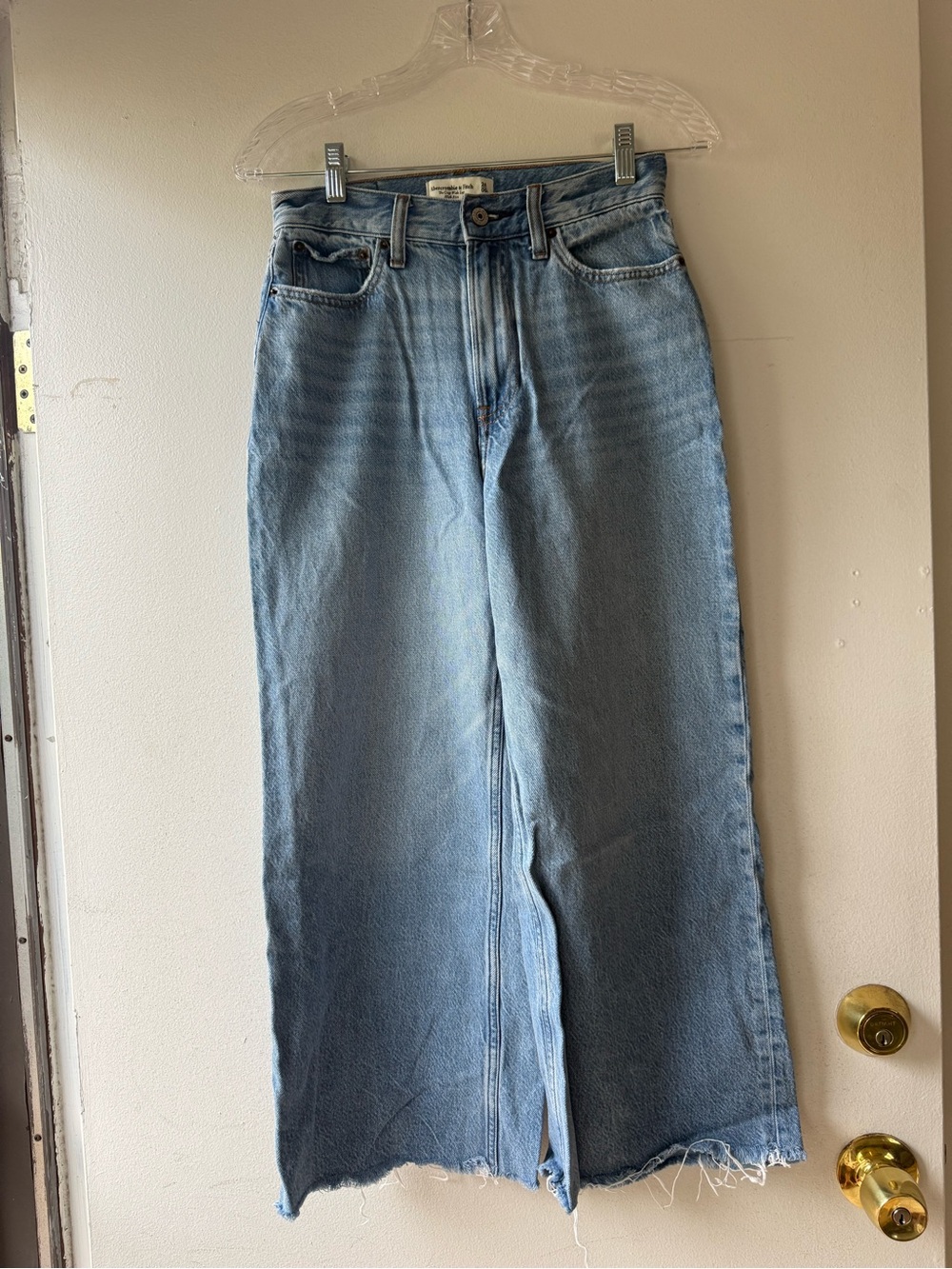 Abercrombie Crop Wide Leg Jeans